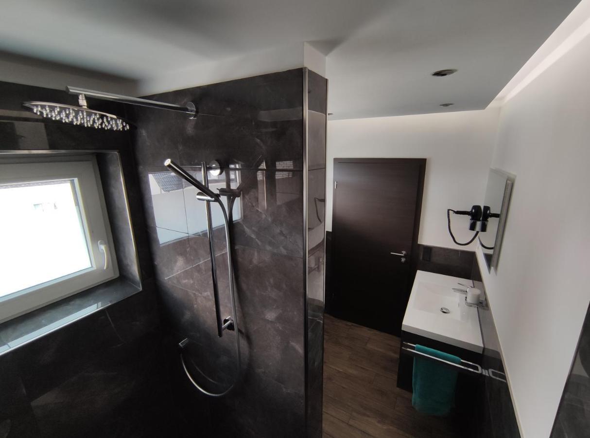 Ferienwohnung Am Wiedenberg Arnsberg Esterno foto